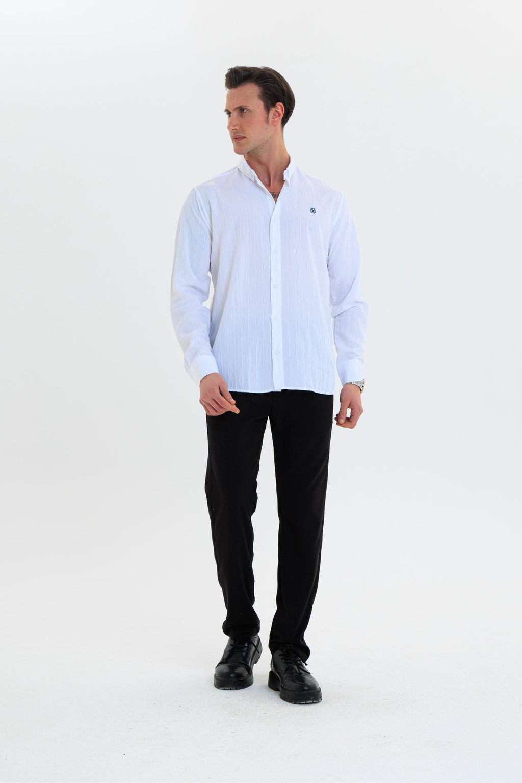 GEWER Erkek Slim Fit Nakış Detaylı Keten %100 Pamuk Beyaz Gömlek