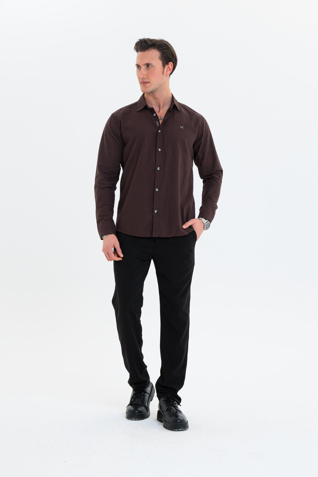 GEWER Erkek Slim Fit Nakış Detaylı %100 Pamuk Kahverengi Gömlek