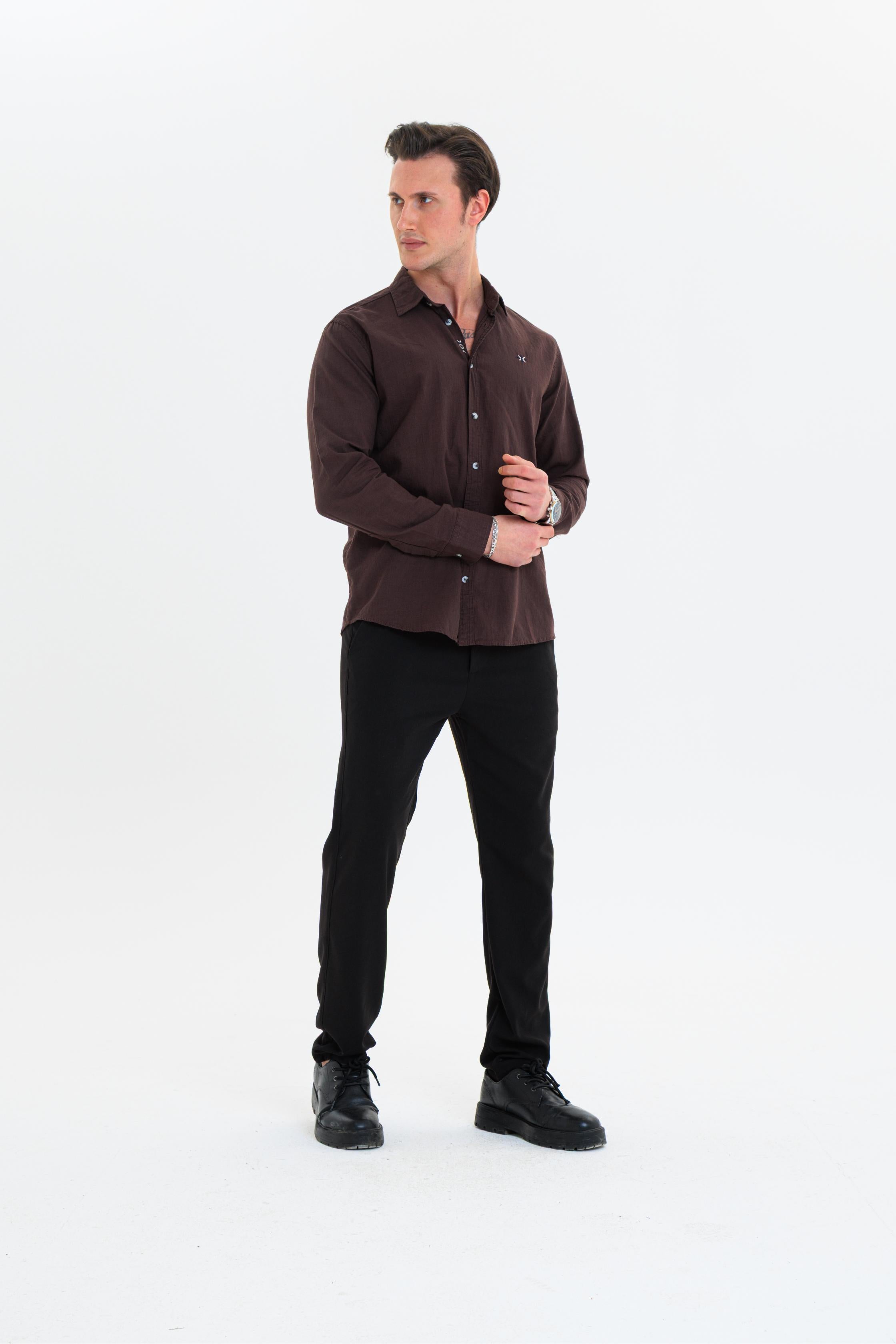 GEWER Erkek Slim Fit Nakış Detaylı %100 Pamuk Kahverengi Gömlek