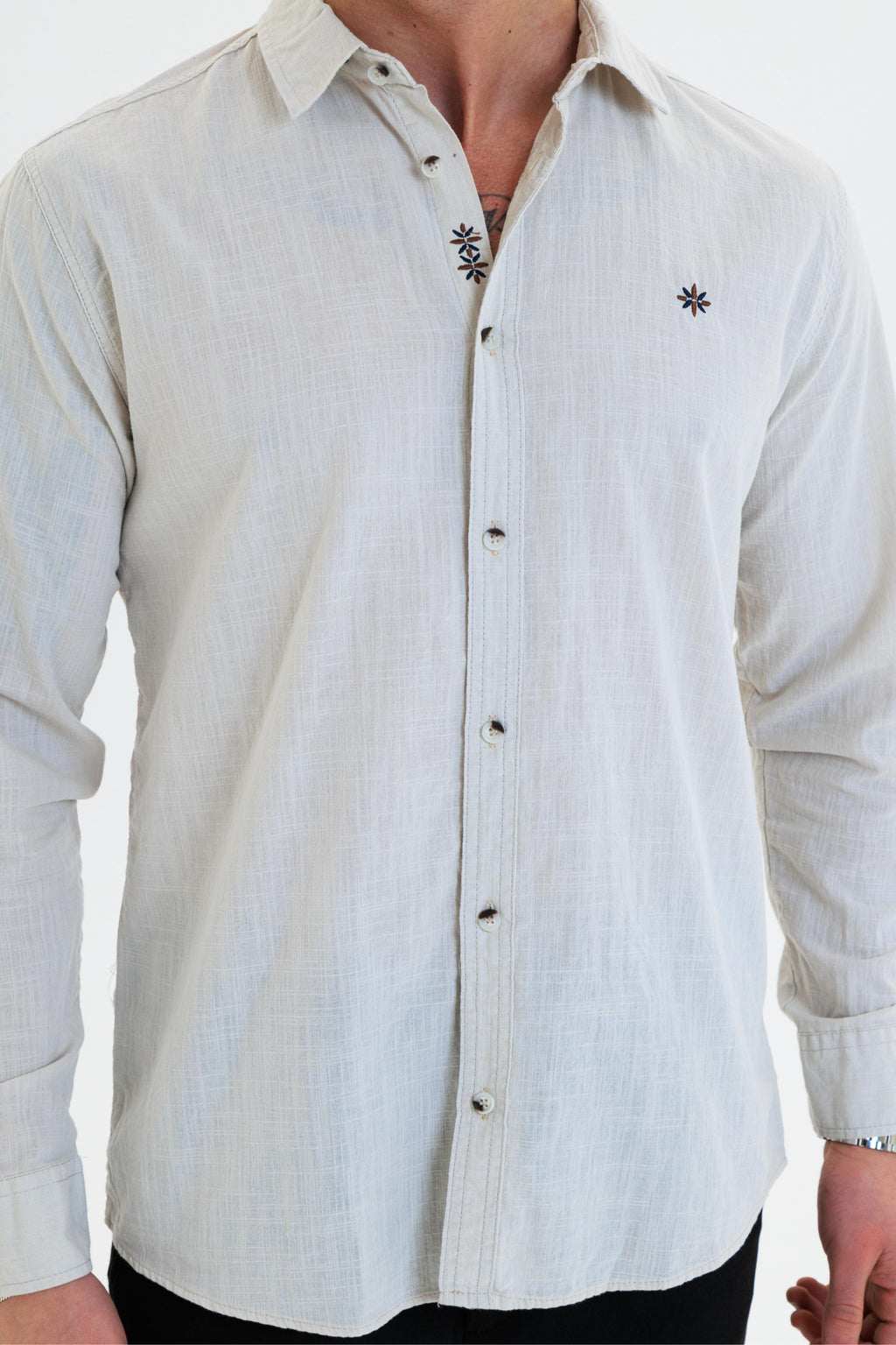 GEWER Erkek Slim Fit Nakış Detaylı Keten %100 Pamuk Bej Gömlek
