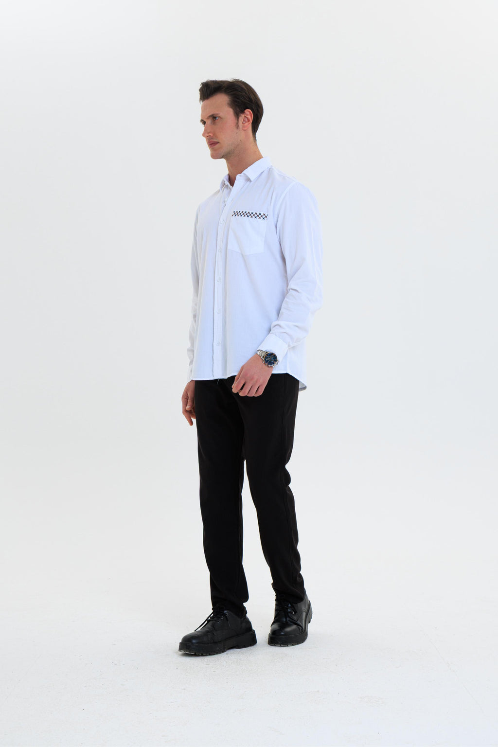 GEWER Erkek Slim Fit Cepli Nakış Detaylı %100 Pamuk Beyaz GÖMLEK