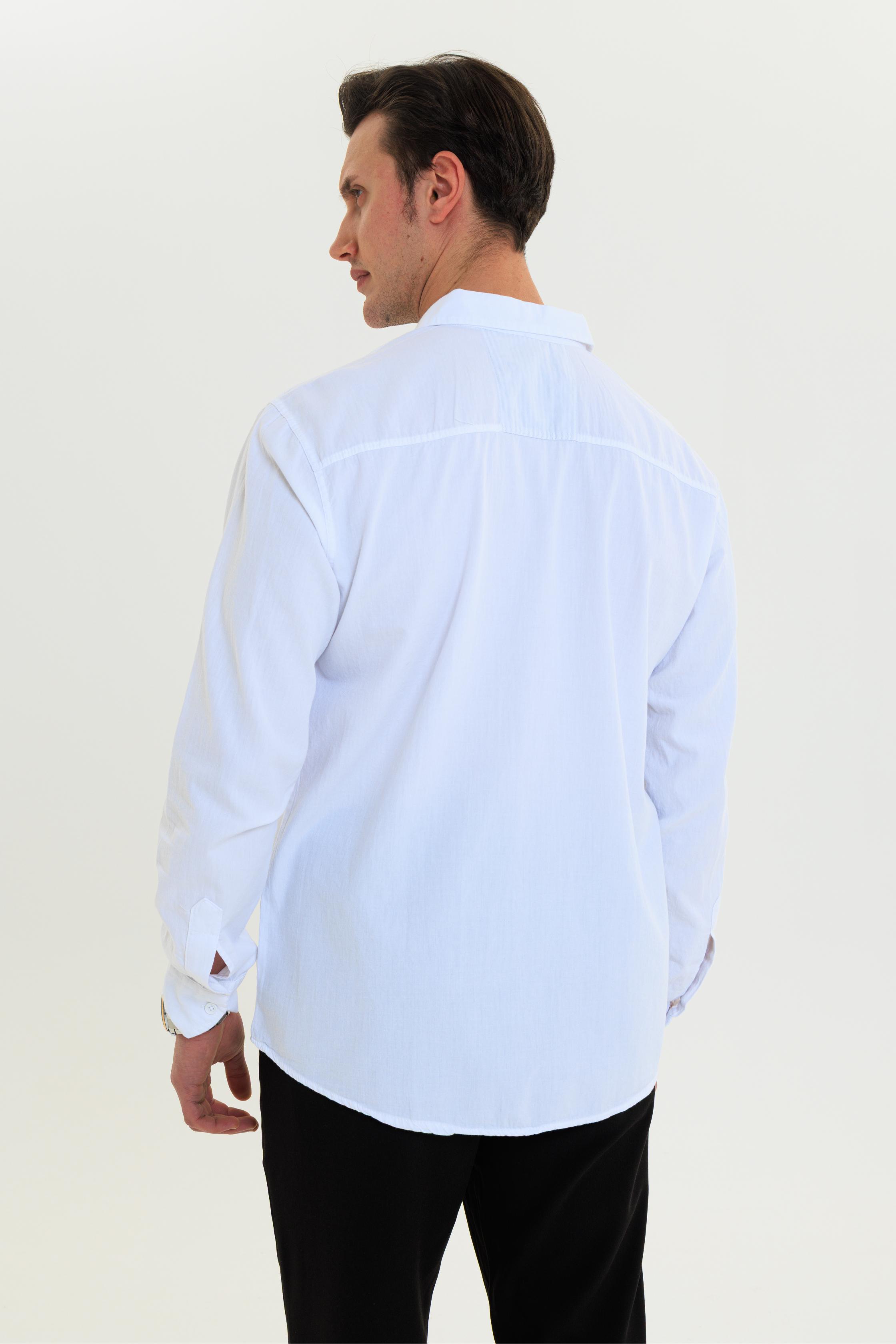 GEWER Erkek Slim Fit Cepli Nakış Detaylı %100 Pamuk Beyaz GÖMLEK