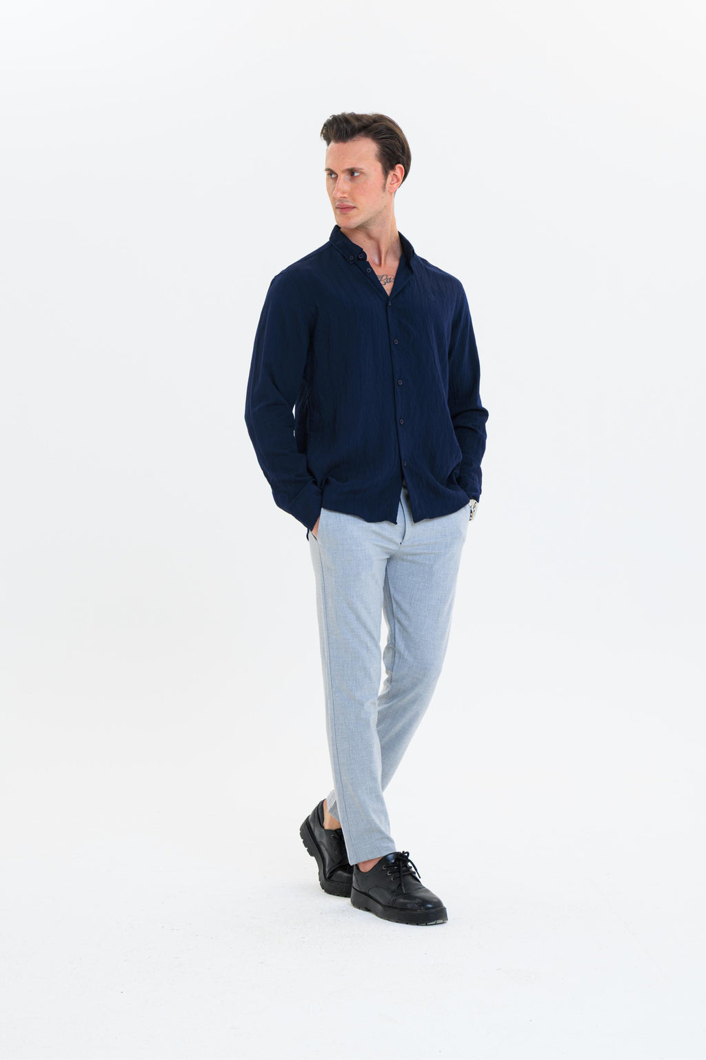 GEWER Erkek Slim Fit Çizgi Detaylı %100 Pamuk Lacivert Gömlek