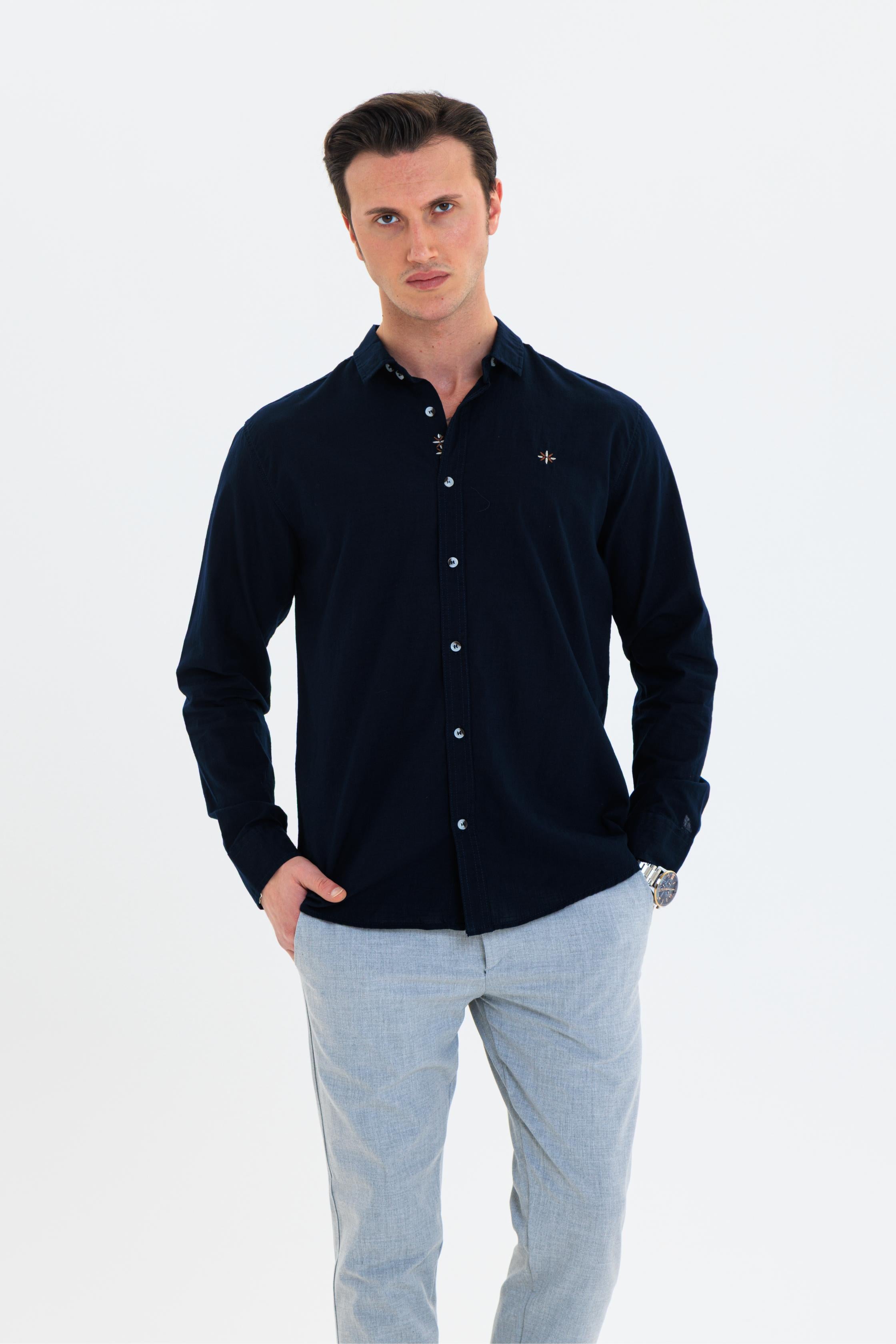 GEWER Erkek Slim Fit Nakış Detaylı Keten %100 Pamuk Lacivert Gömlek