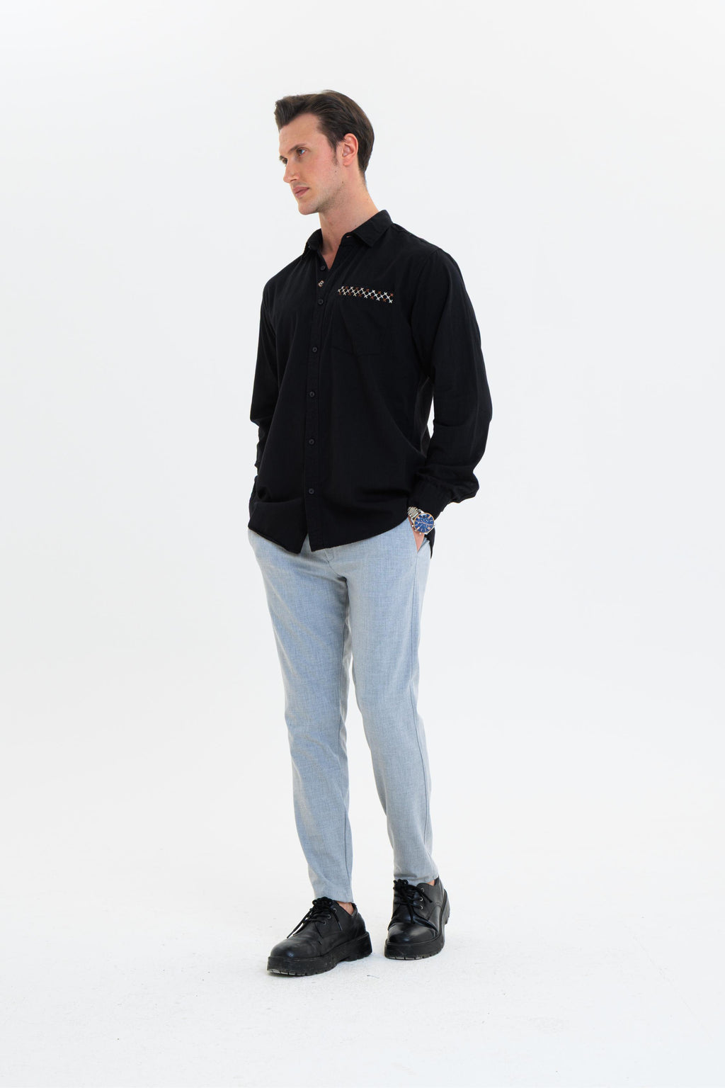 GEWER Erkek Slim Fit Cepli Nakış Detaylı %100 Pamuk Siyah GÖMLEK