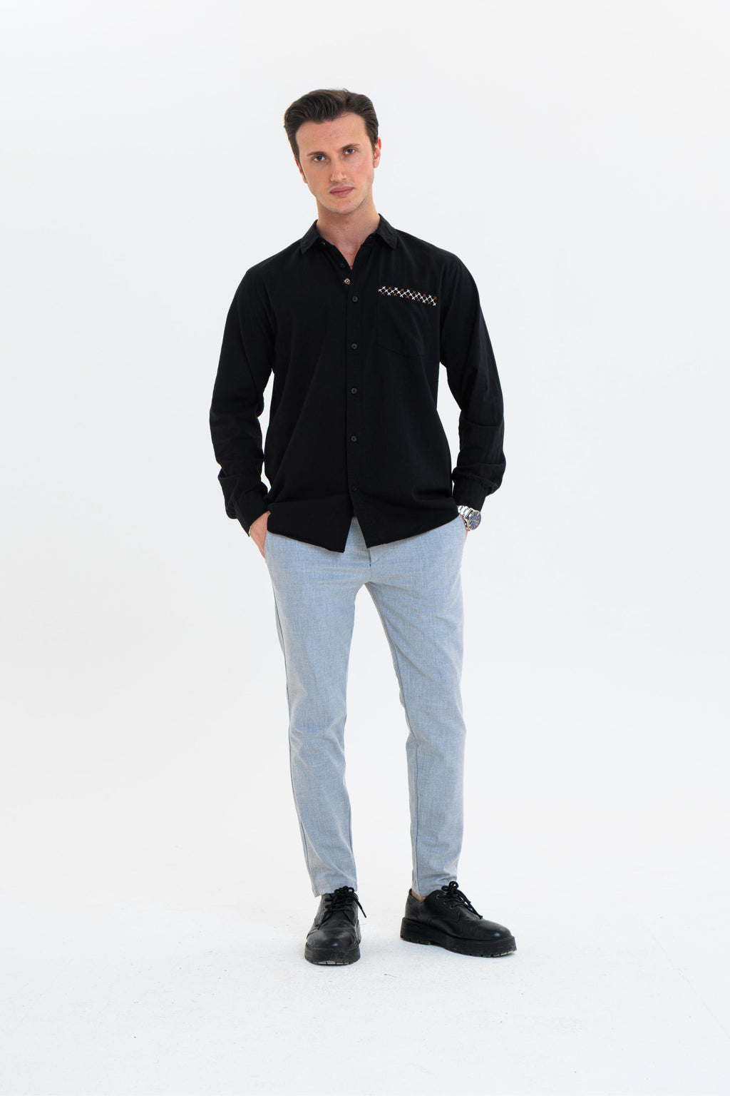 GEWER Erkek Slim Fit Cepli Nakış Detaylı %100 Pamuk Siyah GÖMLEK